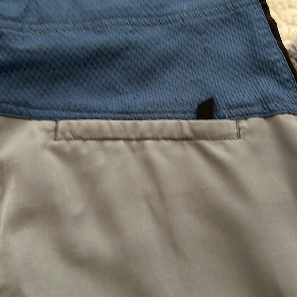 Hobie Men’s size 32 Board shirts. Gray, Blue, and black. Gently worn. - Picture 8 of 8